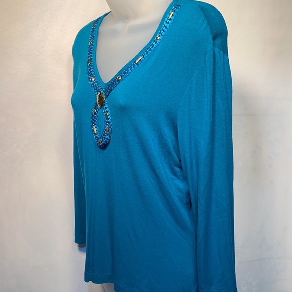St. John Embellished Neck-Line Knit Top - Picture 2 of 9